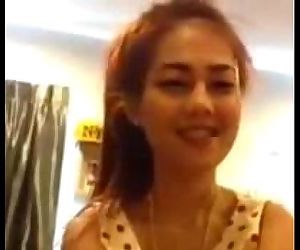 Nong Sofia beautiful girl thai-euro first blowjob - 1 min 3 sec