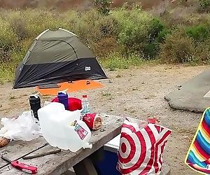 catturato Cazzo difficile in Amici tenda camping